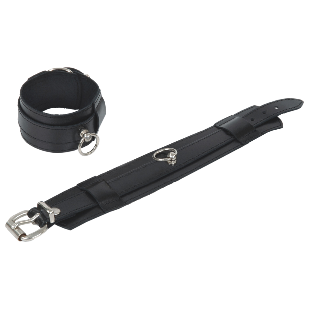 Fußfesseln mit Ring der O