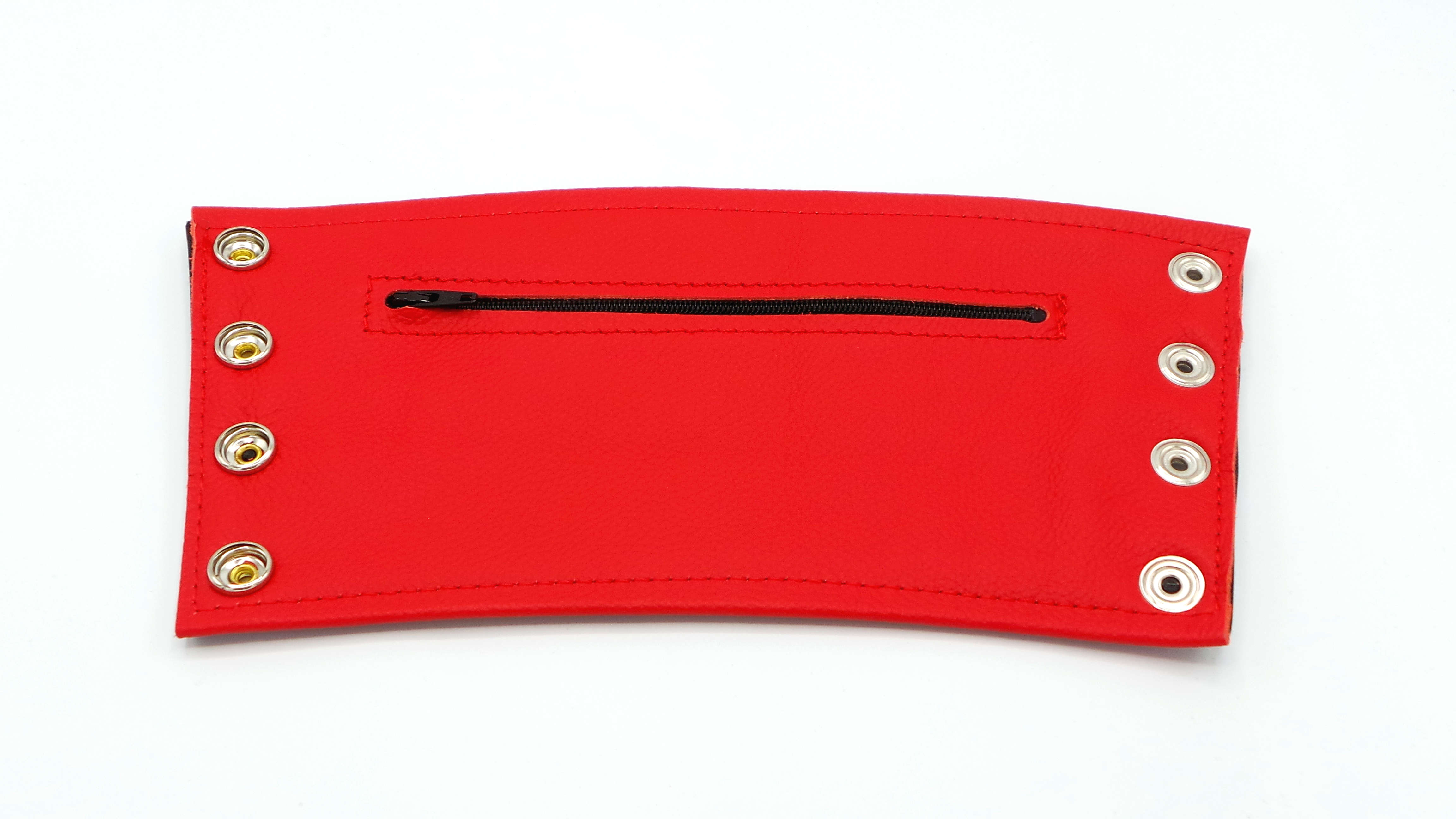 Armband mit Geldfach – rote Rückseite mit Reißverschlussfach aus Leder